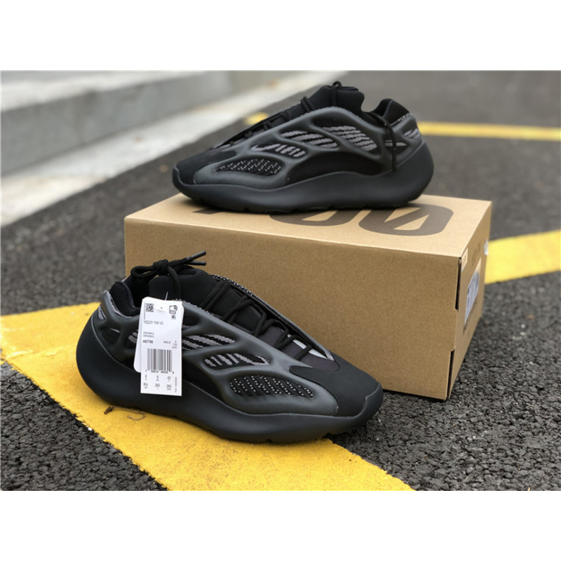 Ad*s yeezy 700 v3 dark warrior h67799 sneakers men women