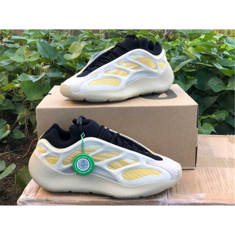 Ad*s yeezy 700 v3 srphym yellow gray g54853 sneakers men women