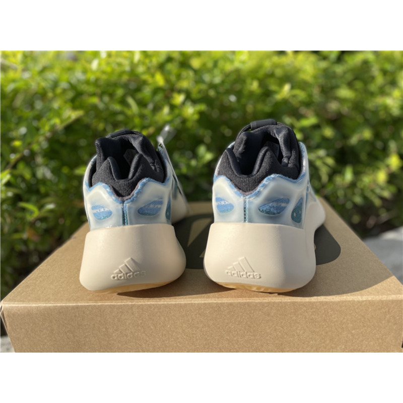 Ad*s yeezy 700 v3 yali blue gy0260 sneakers men women