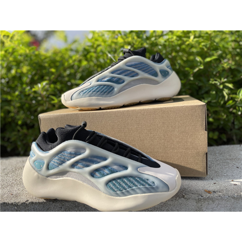 Ad*s yeezy 700 v3 yali blue gy0260 sneakers men women