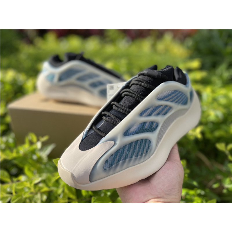 Ad*s yeezy 700 v3 yali blue gy0260 sneakers men women