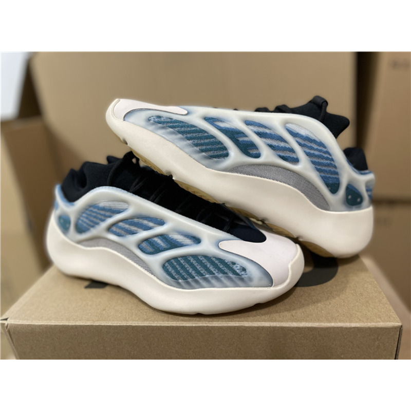 Ad*s yeezy 700 v3 yali blue gy0260 sneakers men women