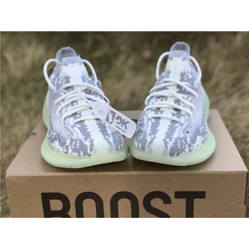 Ad*s yeezy boost 380 alien white jade fv 3260 sneakers men women