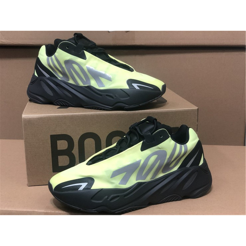 Ad*s yeezy boost 700 green black mnvn phosphor fy3727 sneakers men women