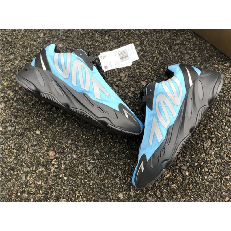 Ad*s yeezy boost 700 mnvn bright cyan gz3079 sneakers men women