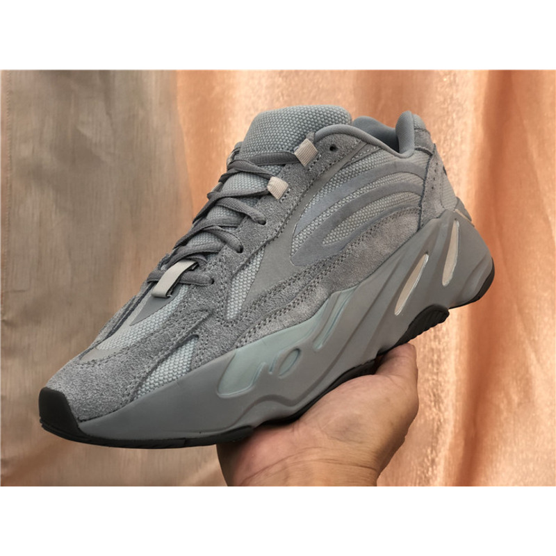 Ad*s yeezy boost 700 v2 hospital blue fv8424 sneakers men women