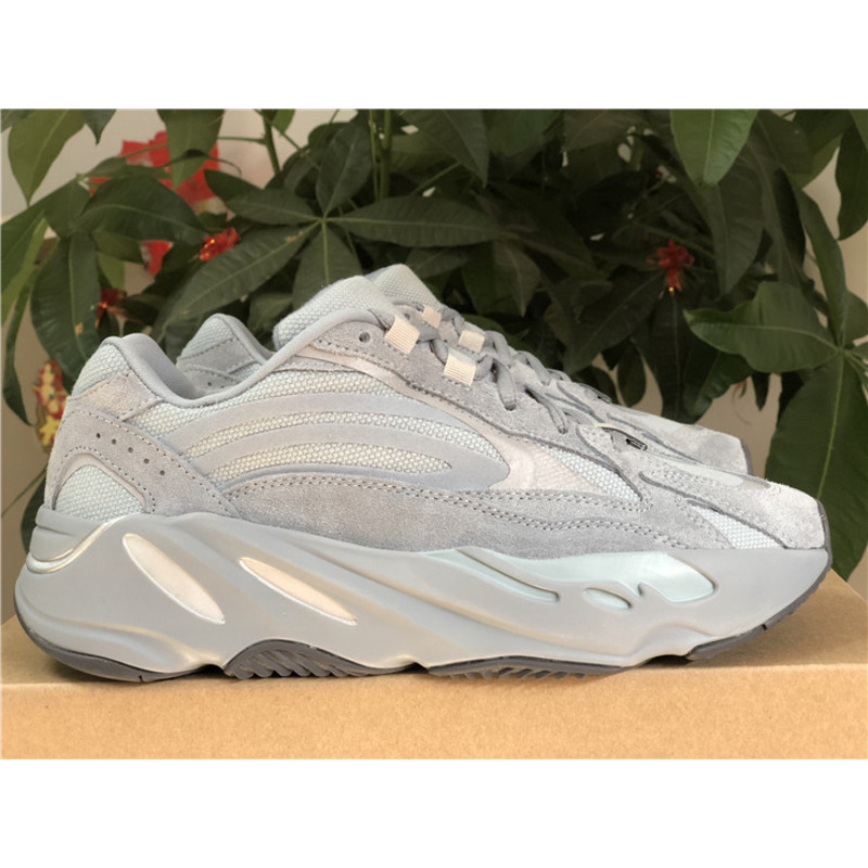 Ad*s yeezy boost 700 v2 hospital blue fv8424 sneakers men women