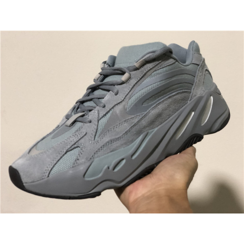 Ad*s yeezy boost 700 v2 hospital blue fv8424 sneakers men women