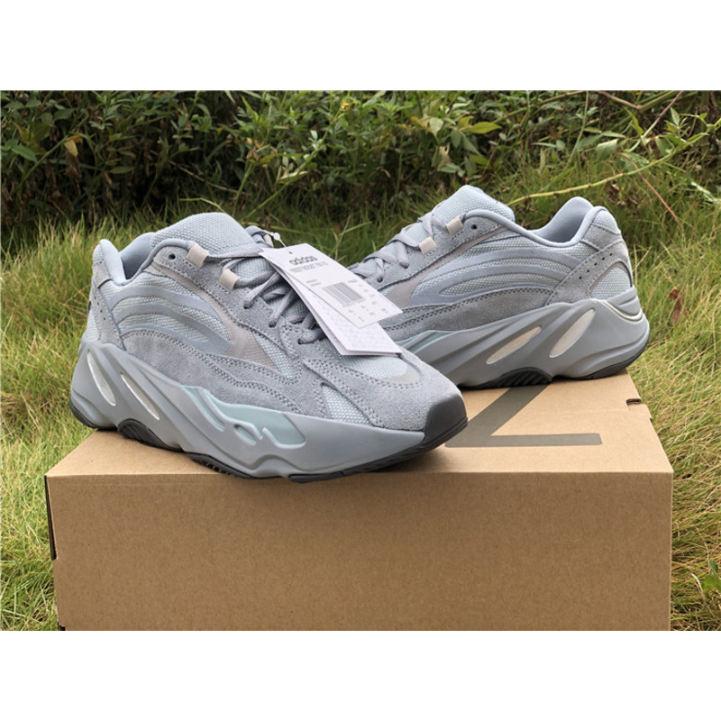 Ad*s yeezy boost 700 v2 hospital blue fv8424 sneakers men women