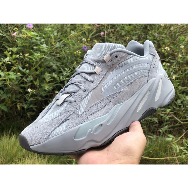 Ad*s yeezy boost 700 v2 hospital blue fv8424 sneakers men women