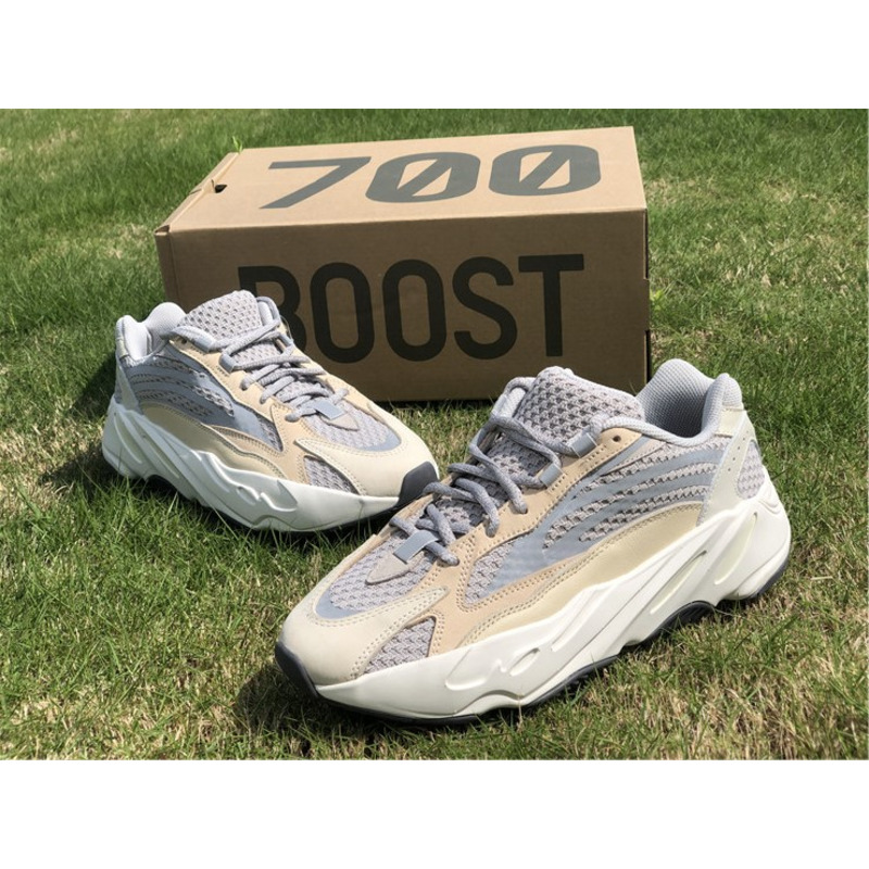 Ad*s yeezy boost 700 v2 cream gy7924 sneakers men women