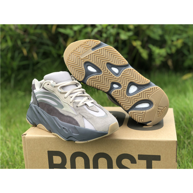 Ad*s yeezy boost 700 v2 volcanic ash tephra fu7914 sneakers men women