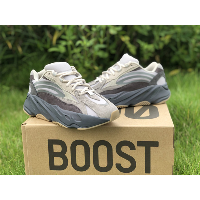 Ad*s yeezy boost 700 v2 volcanic ash tephra fu7914 sneakers men women