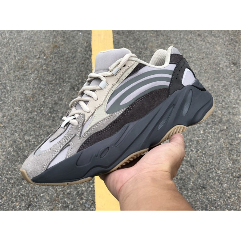 Ad*s yeezy boost 700 v2 volcanic ash tephra fu7914 sneakers men women