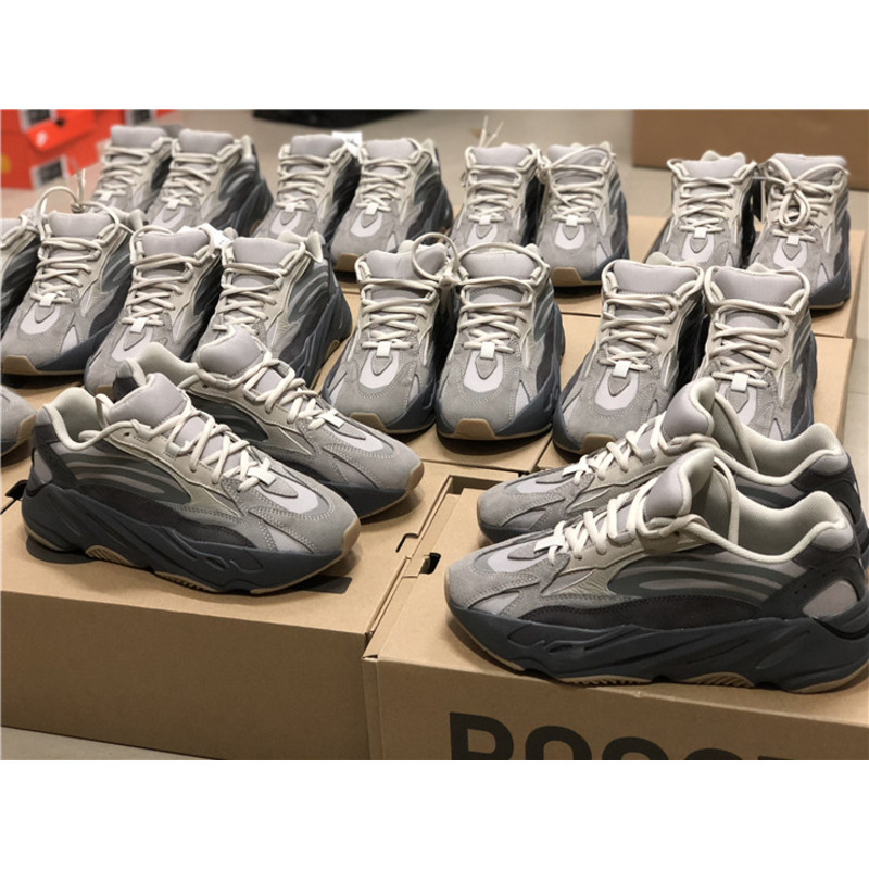 Ad*s yeezy boost 700 v2 volcanic ash tephra fu7914 sneakers men women