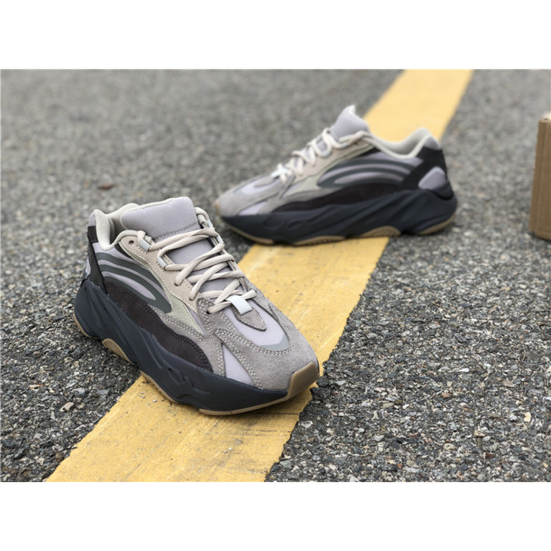 Ad*s yeezy boost 700 v2 volcanic ash tephra fu7914 sneakers men women