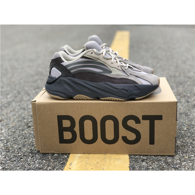 Ad*s yeezy boost 700 v2 volcanic ash tephra fu7914 sneakers men women