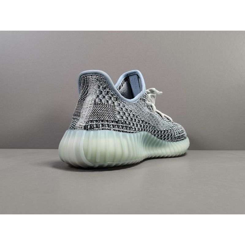 Ad*s yeezy boost 350 v2 ash blue style code gy7657 sneakers men women