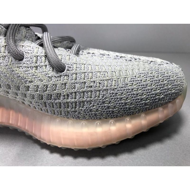 Ad*s yeezy boost 350 v2 true form eg7492 sneakers men women