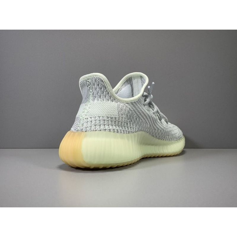 Ad*s yeezy boost 350 v2 yeshay fx4348 sneakers men women