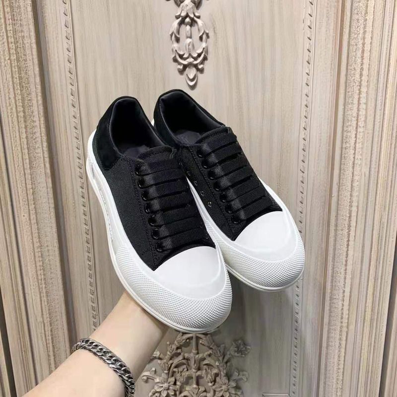 Alexander McQueen Deck Lace-Up Plimsoll Sneaker