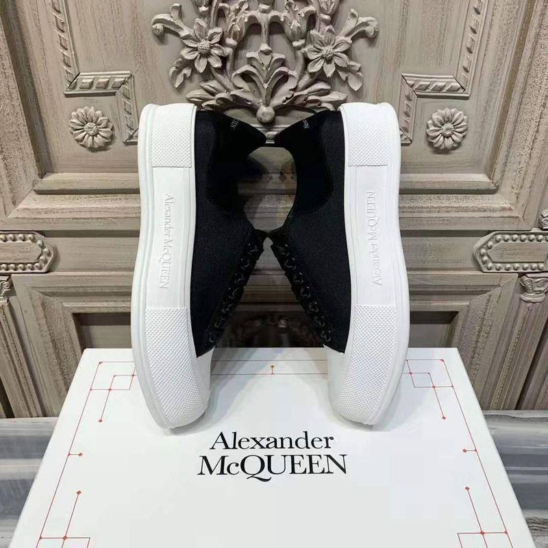 Alexander McQueen Deck Lace-Up Plimsoll Sneaker