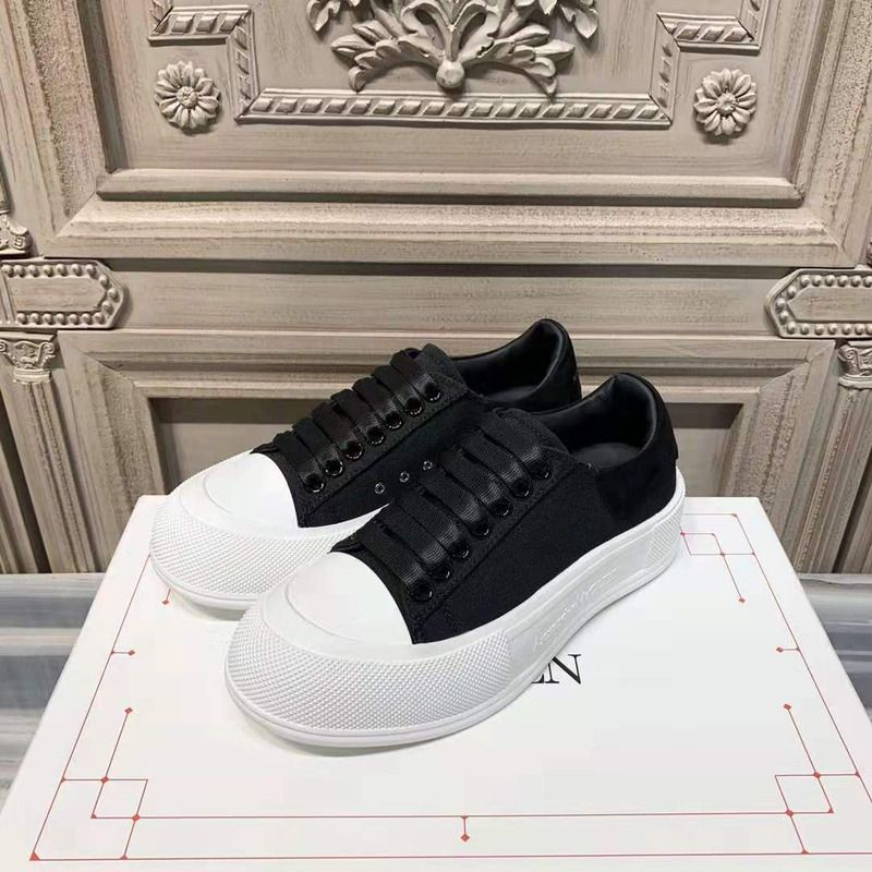 Alexander McQueen Deck Lace-Up Plimsoll Sneaker