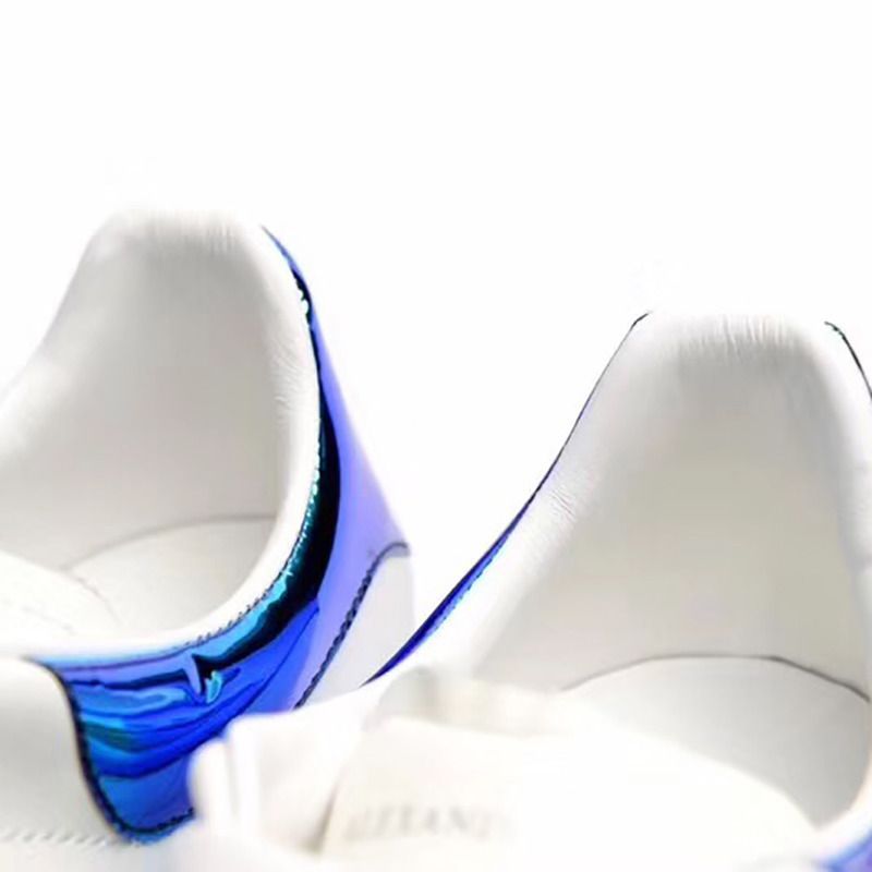 Alexander McQueen Sneaker in White&Reflective Blue