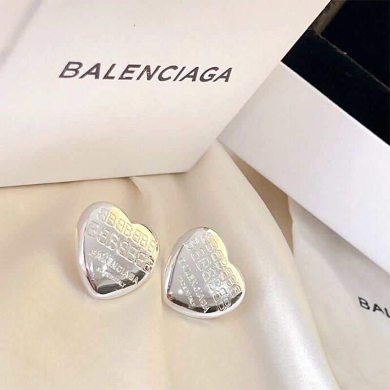 Ba*len*cia*ga  engraved heart earrings