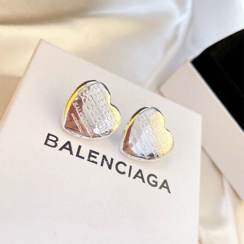 Ba*len*cia*ga  engraved heart earrings