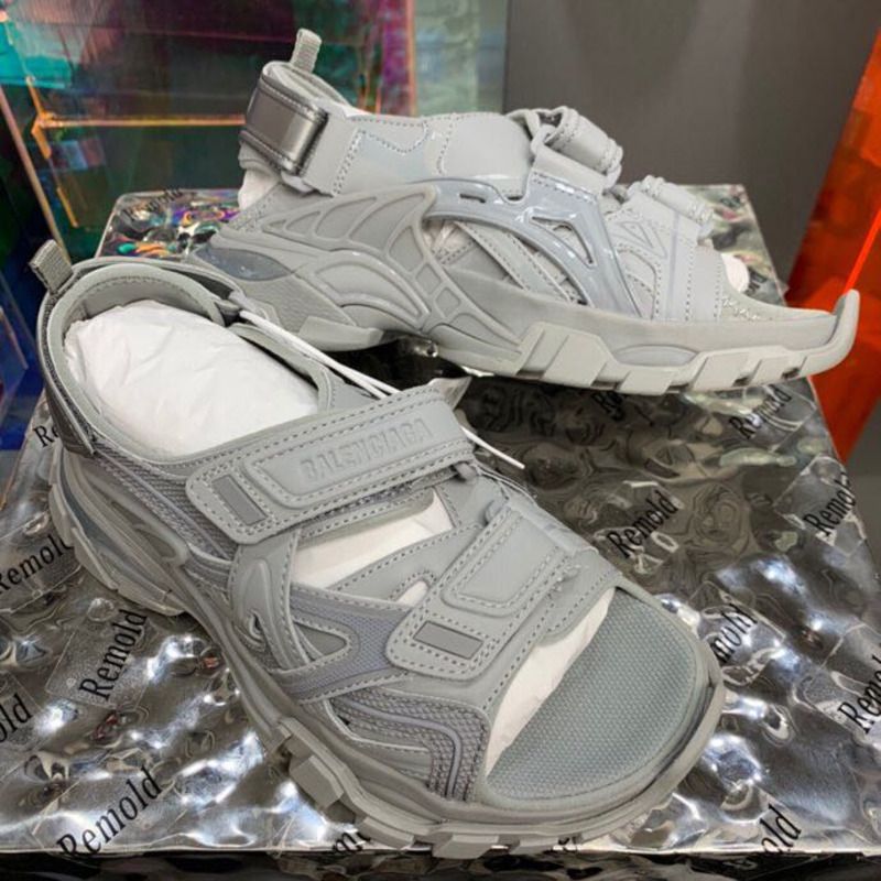 Ba*len*cia*ga chunky track sandals