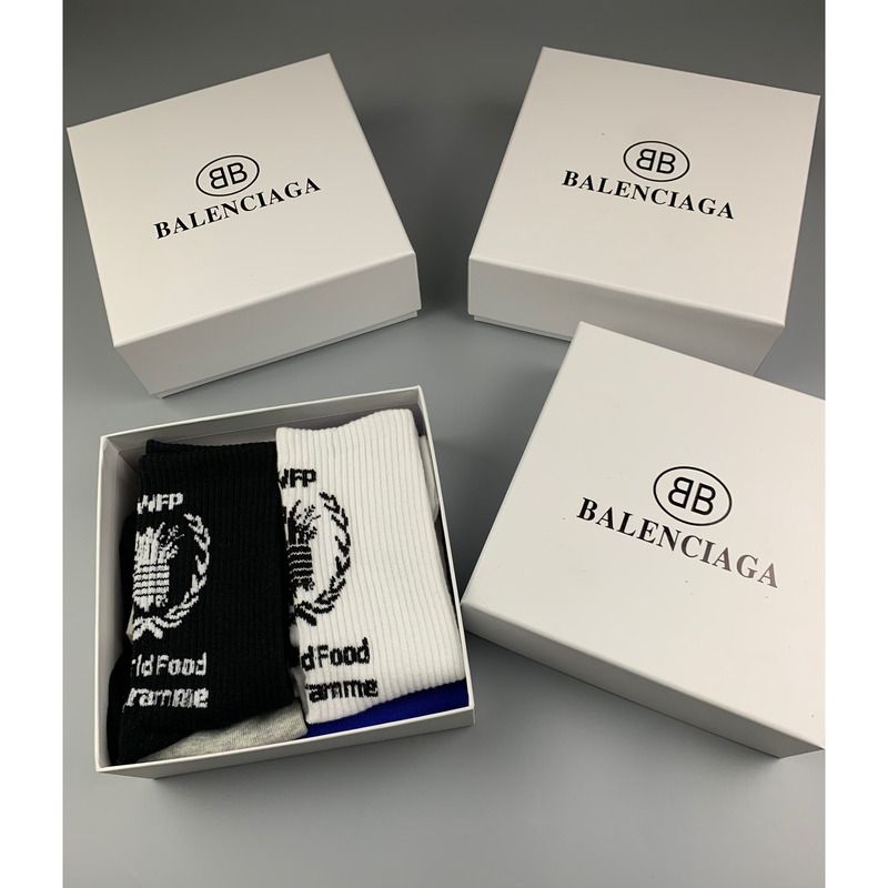 Ba*len*cia*ga logo print socks/box