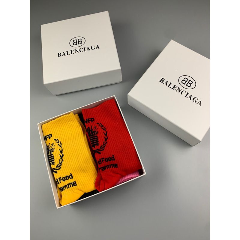 Ba*len*cia*ga logo print socks/box