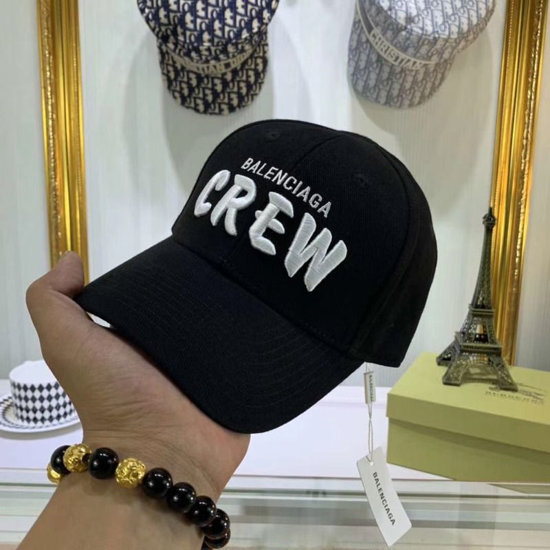 Ba*len*cia*ga crew baseball cap