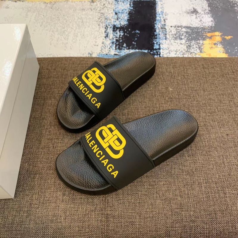 Ba*len*cia*ga bb slide sandal