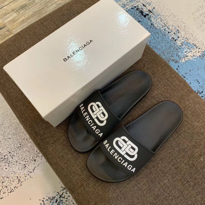 Ba*len*cia*ga bb slide sandal