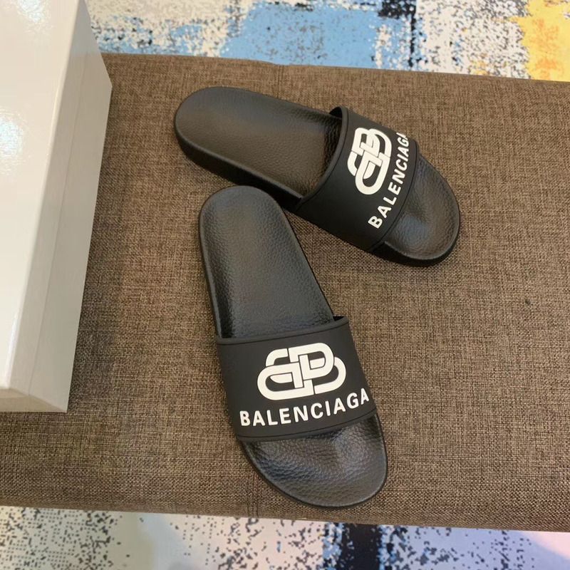 Ba*len*cia*ga bb slide sandal