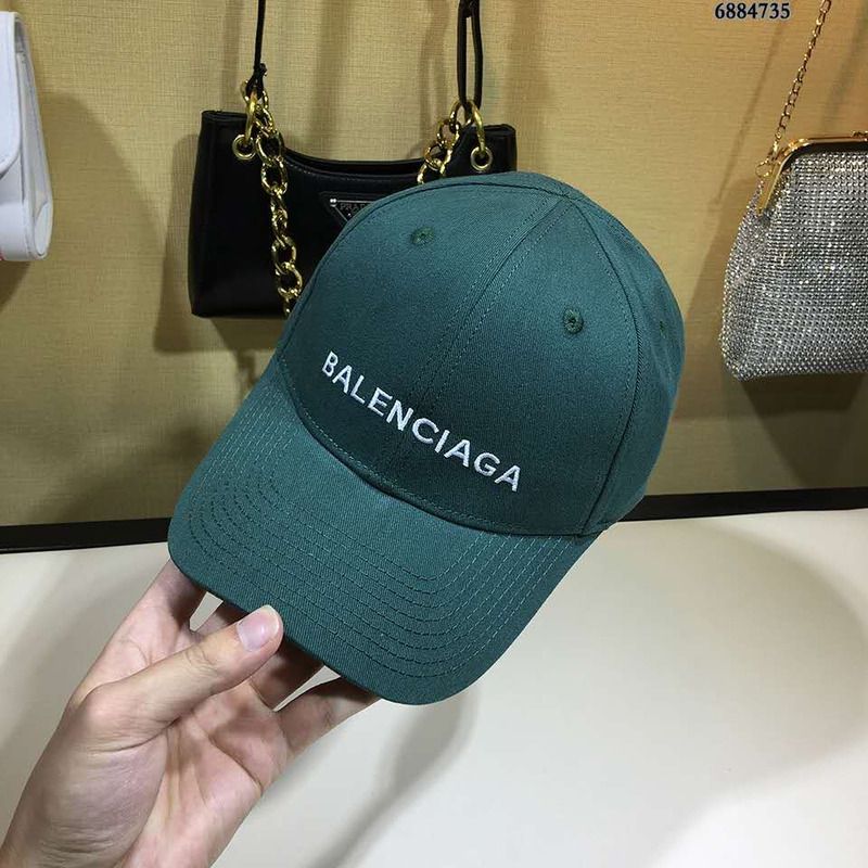 Ba*len*cia*ga baseball cap with embroidered logo