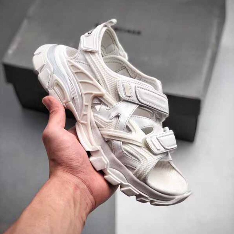 Ba*len*cia*ga chunky track sandals