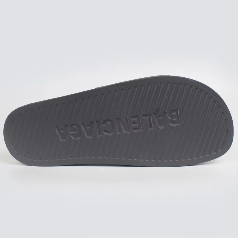 Ba*len*cia*ga black logo slides in gray