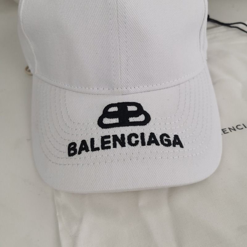 Ba*len*cia*ga bb mode baseball cap in white