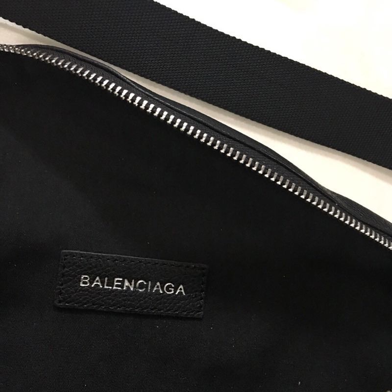 Ba*len*cia*ga explorer belt bag (black)