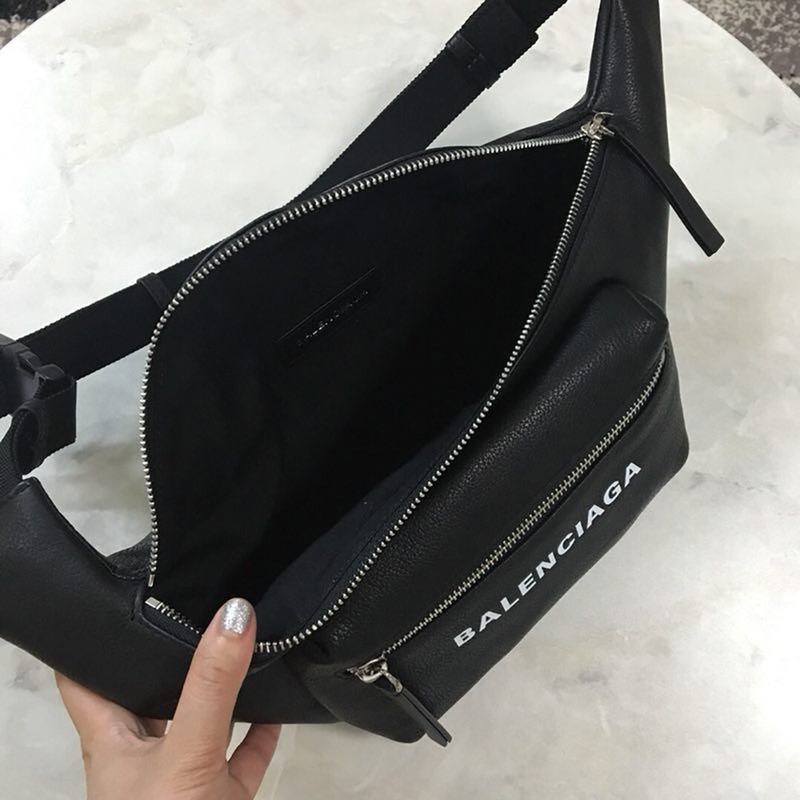 Ba*len*cia*ga explorer belt bag (black)