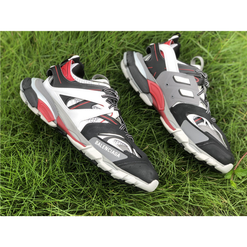 Ba*len*cia*ga 3.0 black white red sneakers men women