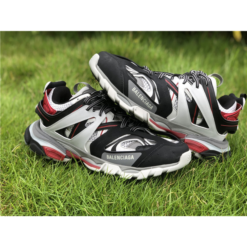 Ba*len*cia*ga 3.0 black white red sneakers men women