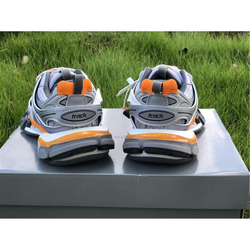 Ba*len*cia*ga 3.0 light gray orange sneakers men women