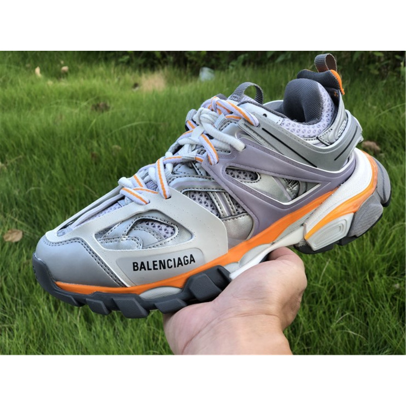 Ba*len*cia*ga 3.0 light gray orange sneakers men women