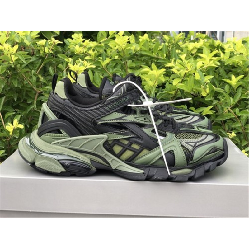 Ba*len*cia*ga 4.0 dark green sneakers men women