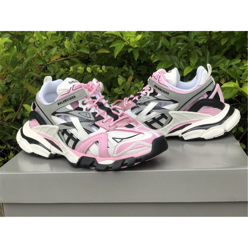 Ba*len*cia*ga 4.0 gray pink sneakers men women