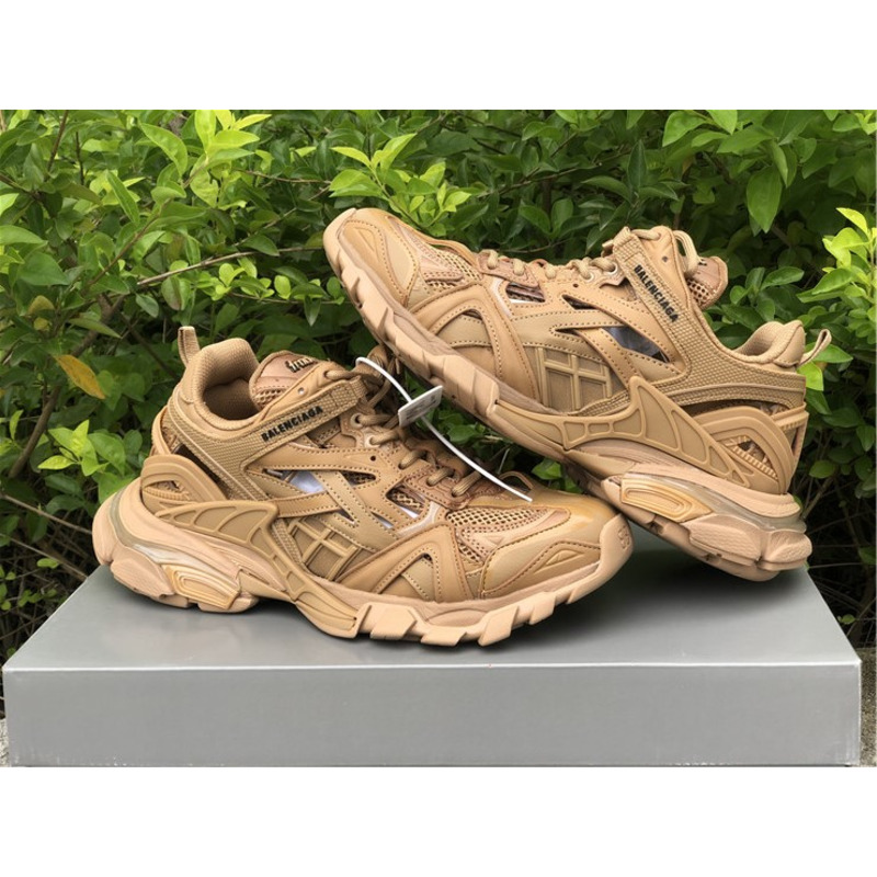 Ba*len*cia*ga 4.0 mud yellow sneakers men women